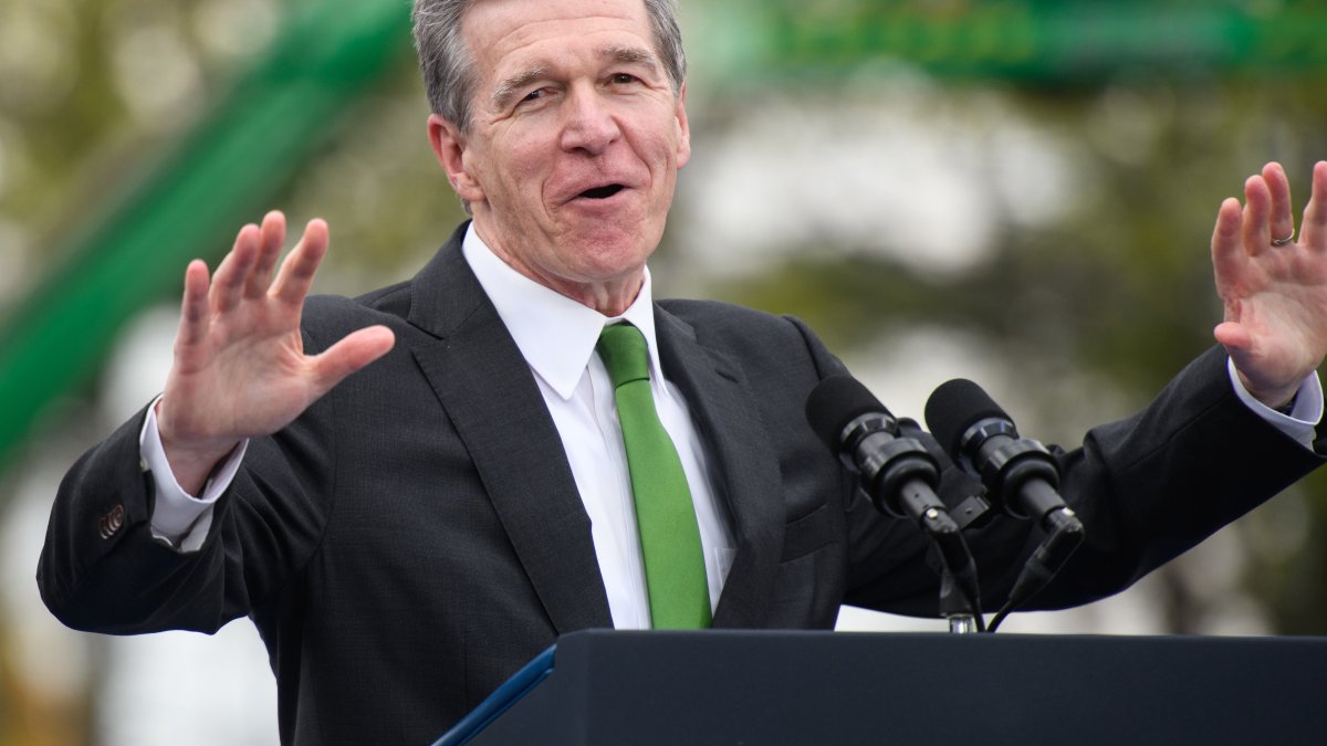 North Carolina Gov. Roy Cooper backs out of consideration to be Kamala