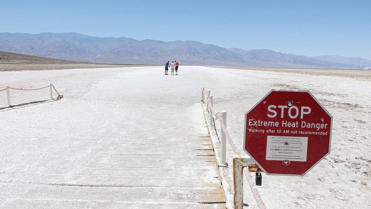 Tourists still flock to Death Valley amid searing US heat wave – NBC 6 ...