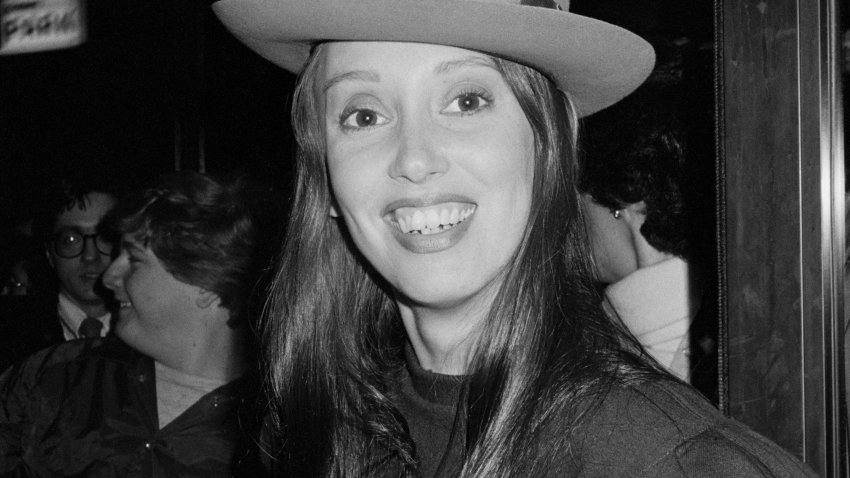 Actress Shelley Duvall smiles at the camera