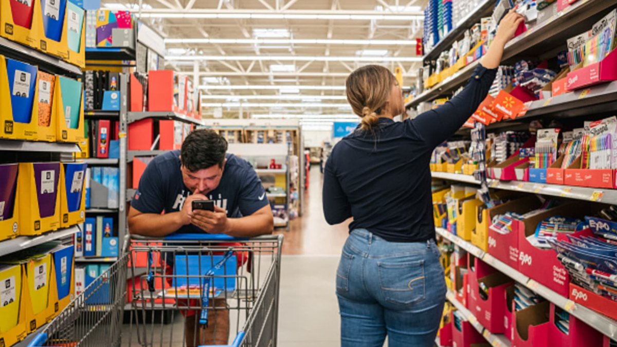 Cramer: Walmart’s strong quarter may not be representative of overall consumers – NBC 6 South Florida