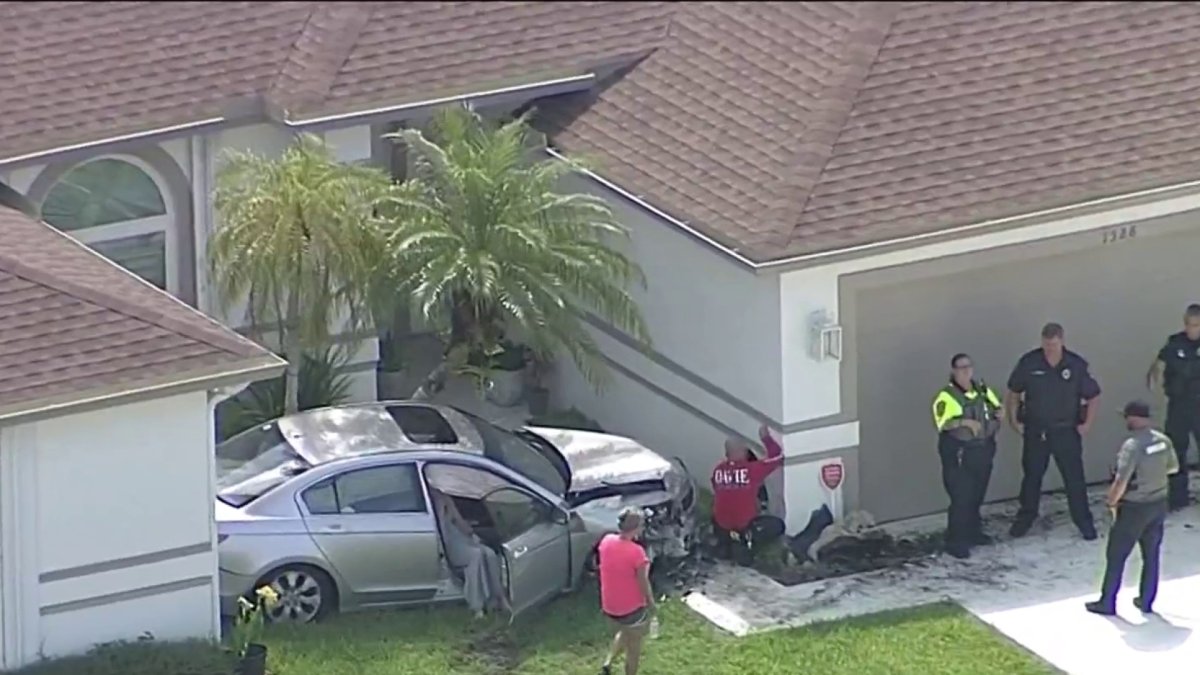 Car crashes into Davie home – NBC 6 South Florida