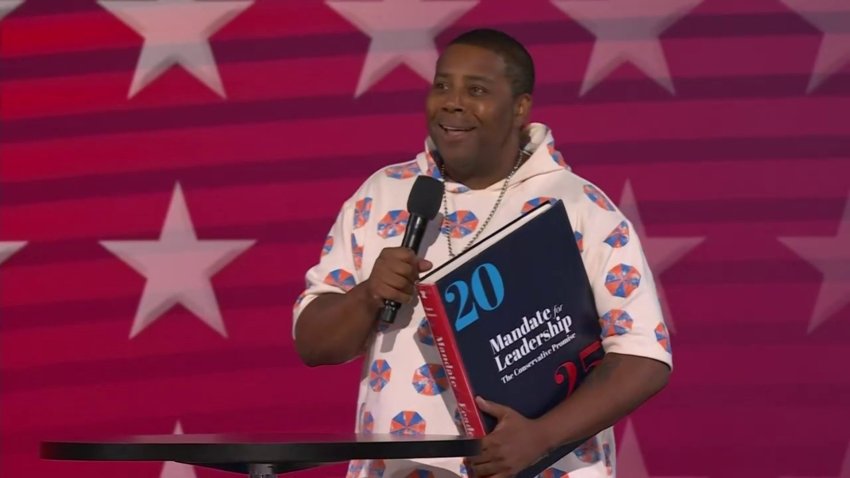 Comedian Kenan Thompson walks voters through Project 2025 at DNC