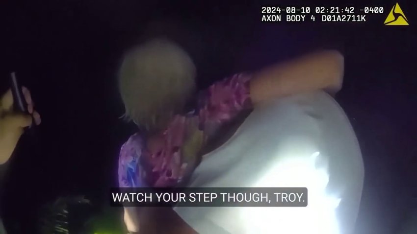 Bodycam video shows the moment deputies rescued a missing woman with Alzheimer’s in a swampy area in Tampa.