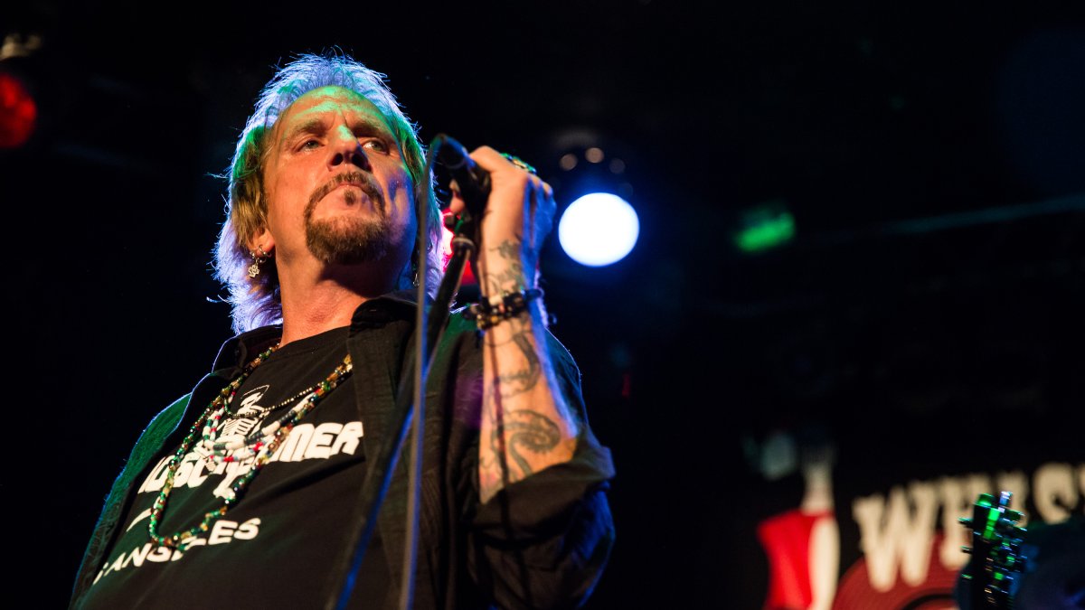 Jack Russell, lead singer of band Great White who was onstage during horrific '03 concert fire, dies