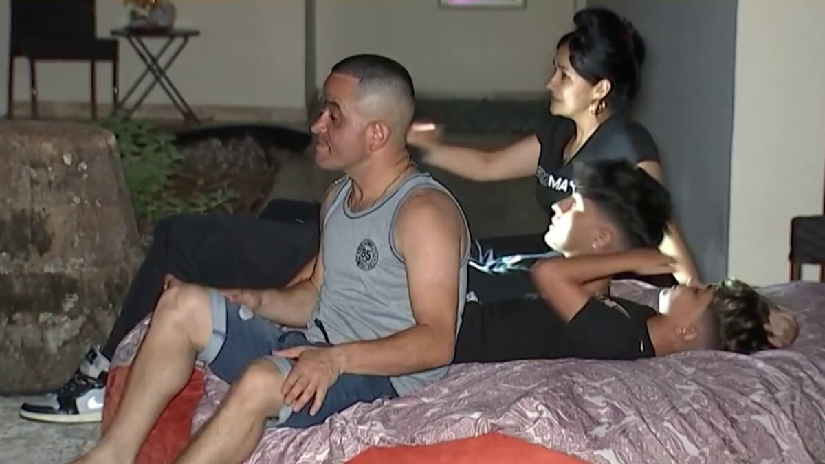 Residents sleep outside after two weeks without power – NBC 6 South Florida