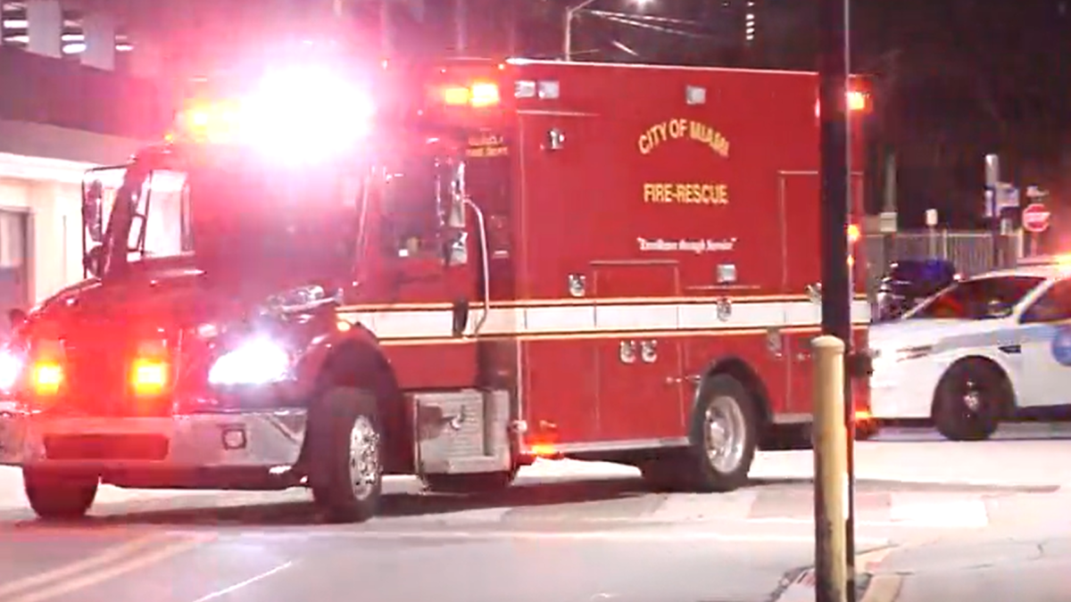 Little Havana stabbing: 1 hurt, another slashed, police say – NBC 6 ...