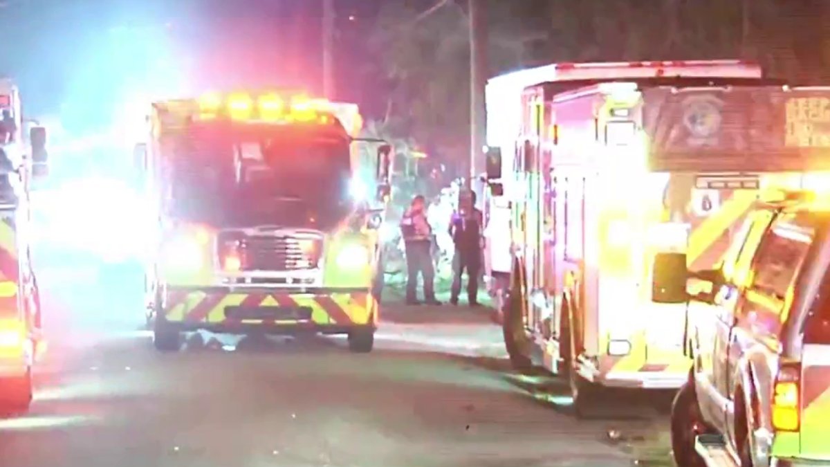 Man in custody after Brownsville house fire that killed 2 – NBC 6 South ...