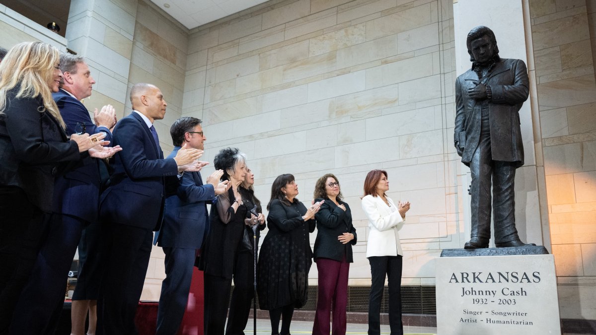 Hello, I'm Johnny Cash's statue: Monument to the singer unveiled at US Capitol Hello, I'm Johnny Cash's statue: Monument to the singer unveiled at US Capitol