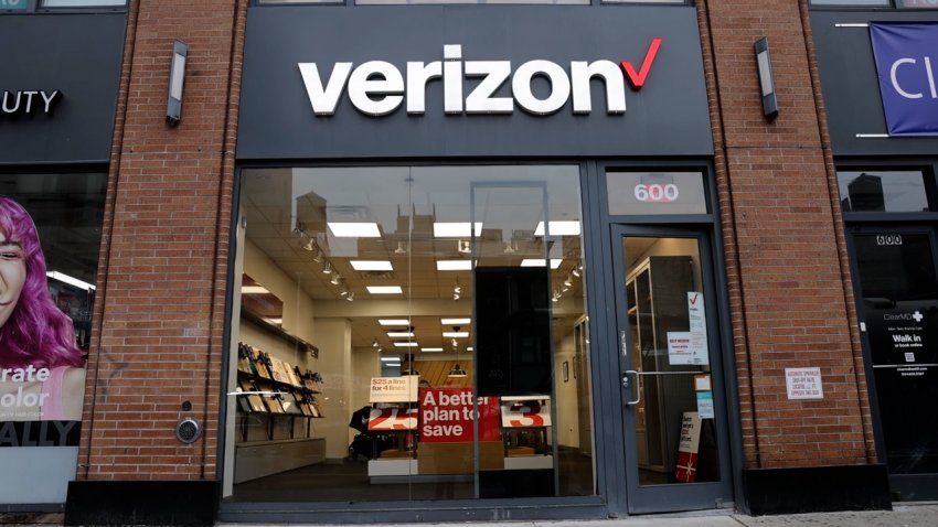 Exterior of Verizon store in New York City