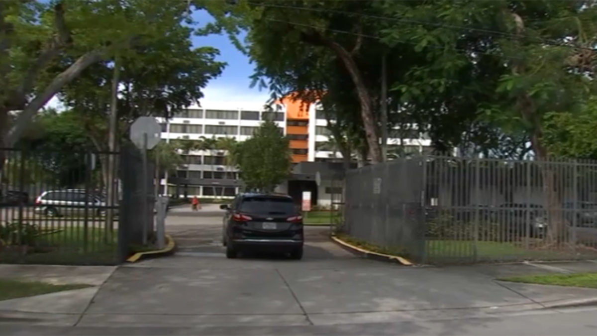 Thousands apply for Miami-Dade public housing on 1st day, more expected as supply limited