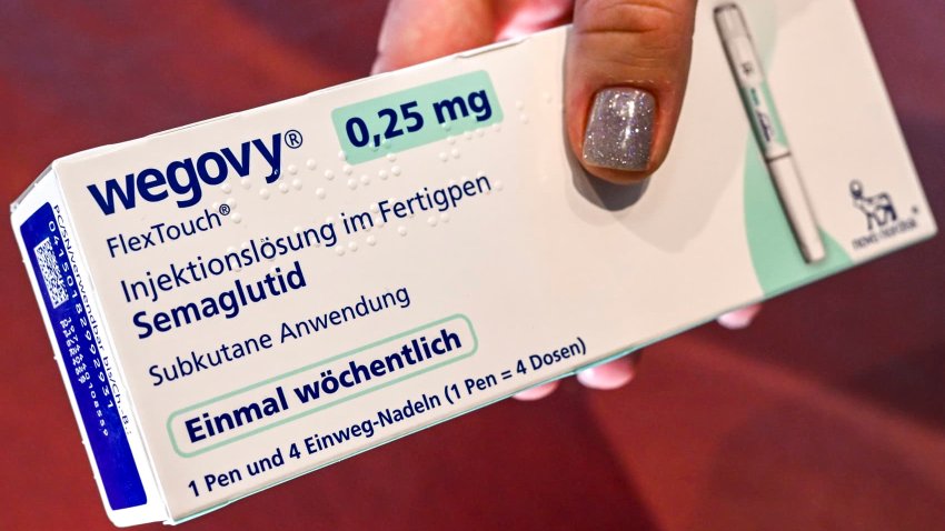 The “Wegovy” brand slimming syringe is sold in the Achat pharmacy in Mitte. The “Wegovy” slimming syringe has been available in Germany for a year.