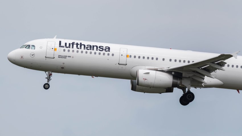 Lufthansa Airbus A321-200