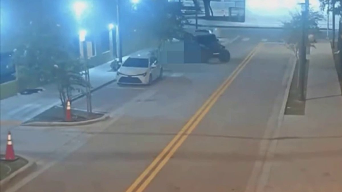 Police search for driver who ran over man in Fort Lauderdale – NBC 6 ...