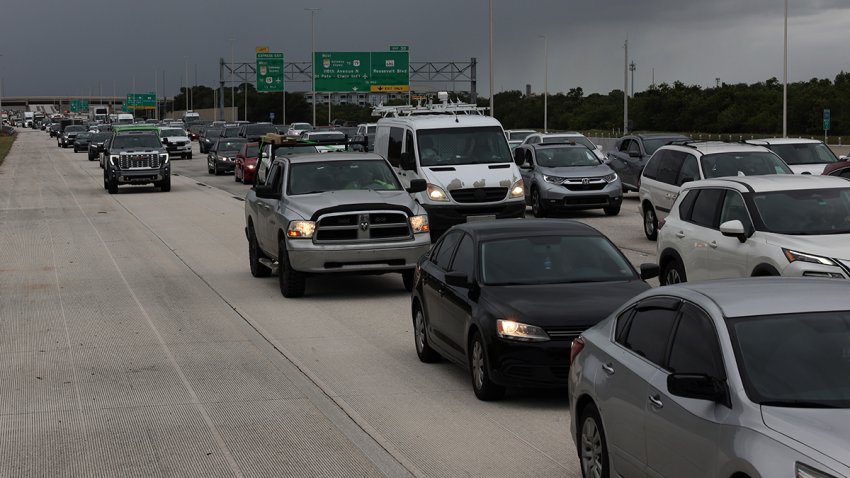 ST. PETERSBURG, FLORIDA – OCTOBER 07:  Traffic is heavy as thousands evacuate ahead of Hurricane Milton as it churns in the Gulf of Mexico on October 07, 2024, in St. Petersburg, Florida. Milton, which comes on heels of the destructive Hurricane Helene, has strengthened to a Category 5 storm as it approaches Florida’s Gulf Coast near St. Petersburg and Tampa, where it is projected to make landfall Wednesday. (Photo by Spencer Platt/Getty Images)