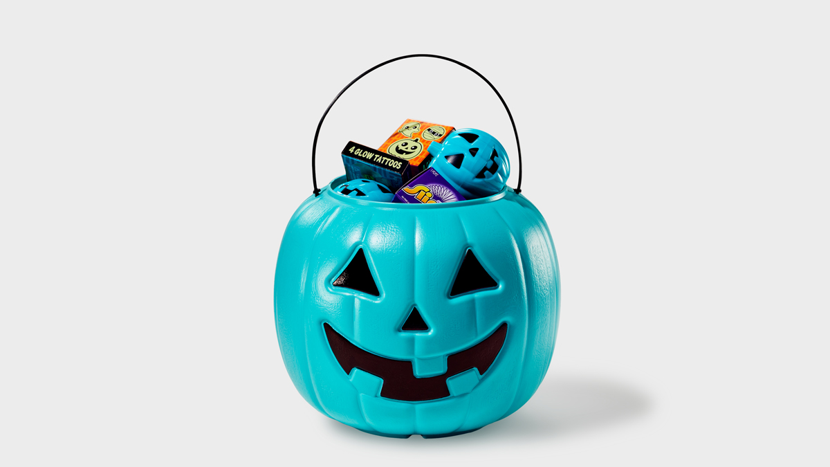 Why you should participate in the Teal Pumpkin Project this year