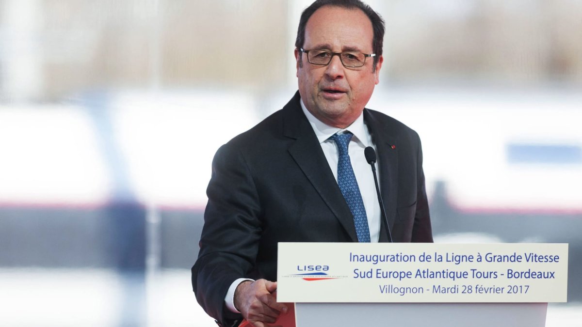 Former French president calls for a united Europe after Trump election win