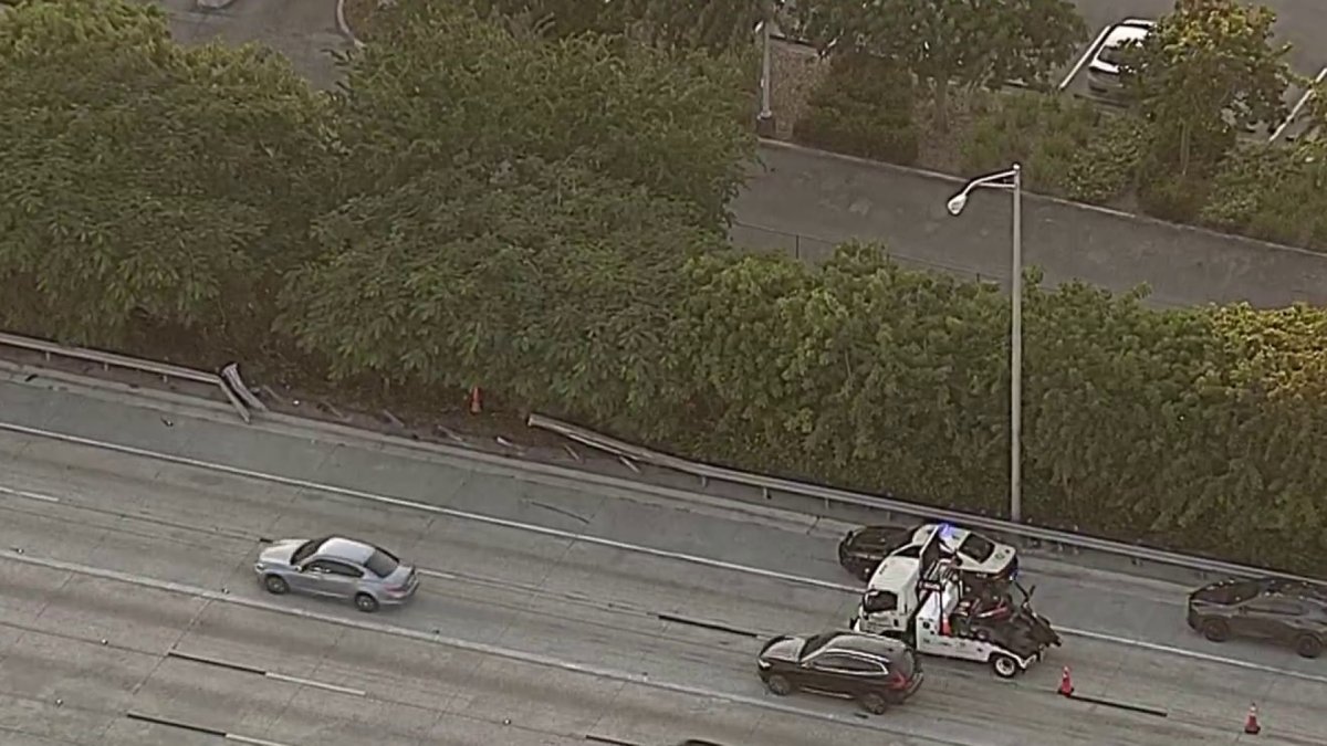 2 hospitalized after car falls off I-95 ramp in Miami – NBC 6 South Florida