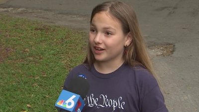 ‘It's just so important': 5th grader goes to vote with dad in Coral Gables