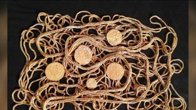 $1M in gold coins stolen after discovery of 1715 shipwreck off Florida recovered