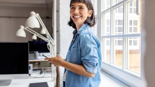 3 investing tips from self-made millionaires to help grow your wealth in 2025