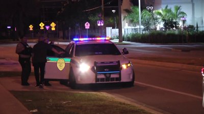 Police search for suspect after 17-year-old shot in Miami-Dade