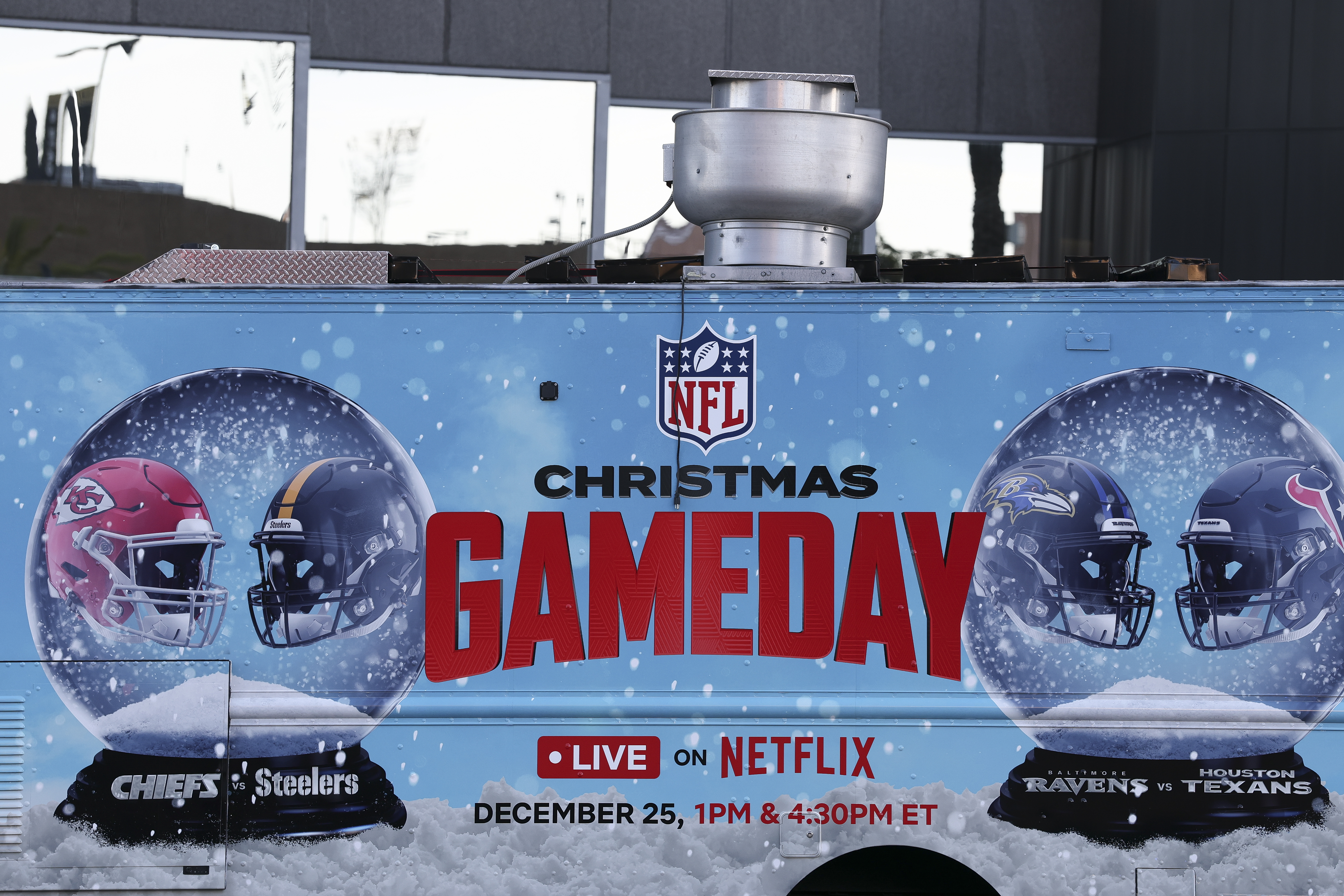 How to watch Chiefs-Steelers and Ravens-Texans this Christmas