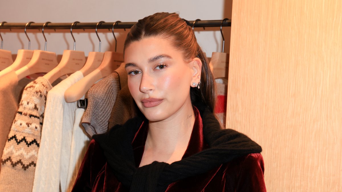 Hailey Bieber shares ovarian cyst diagnosis Hailey Bieber shares ovarian cyst diagnosis