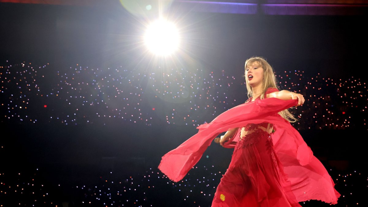 It's the end of an era: Taylor Swift's Eras Tour comes to a close in Vancouver It's the end of an era: Taylor Swift's Eras Tour comes to a close in Vancouver