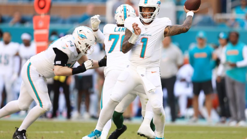 MIAMI GARDENS, FLORIDA – DECEMBER 08: Tua Tagovailoa #1 of the Miami Dolphins throws a pass in the third quarter of a game against the New York Jets at Hard Rock Stadium on December 08, 2024 in Miami Gardens, Florida. (Photo by Megan Briggs/Getty Images)