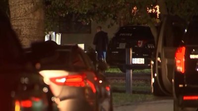 Search for suspect after business burglarized in Coral Springs