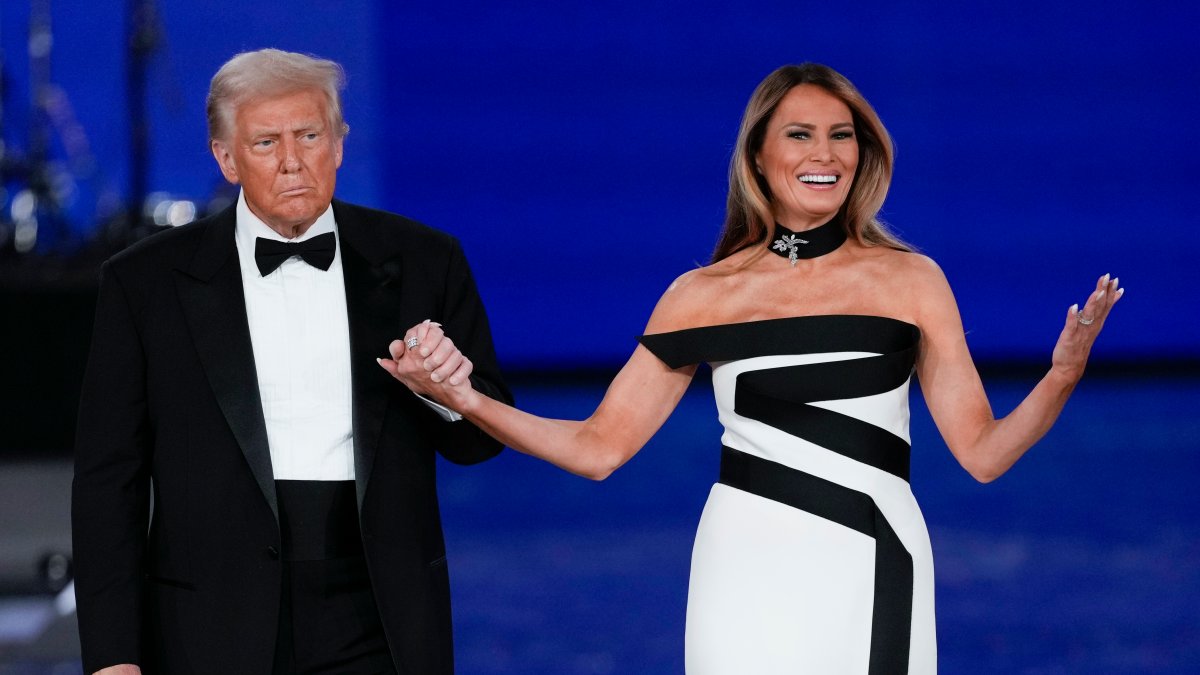 What did Melania Trump wear to the inaugural ball? What did Melania Trump wear to the inaugural ball?