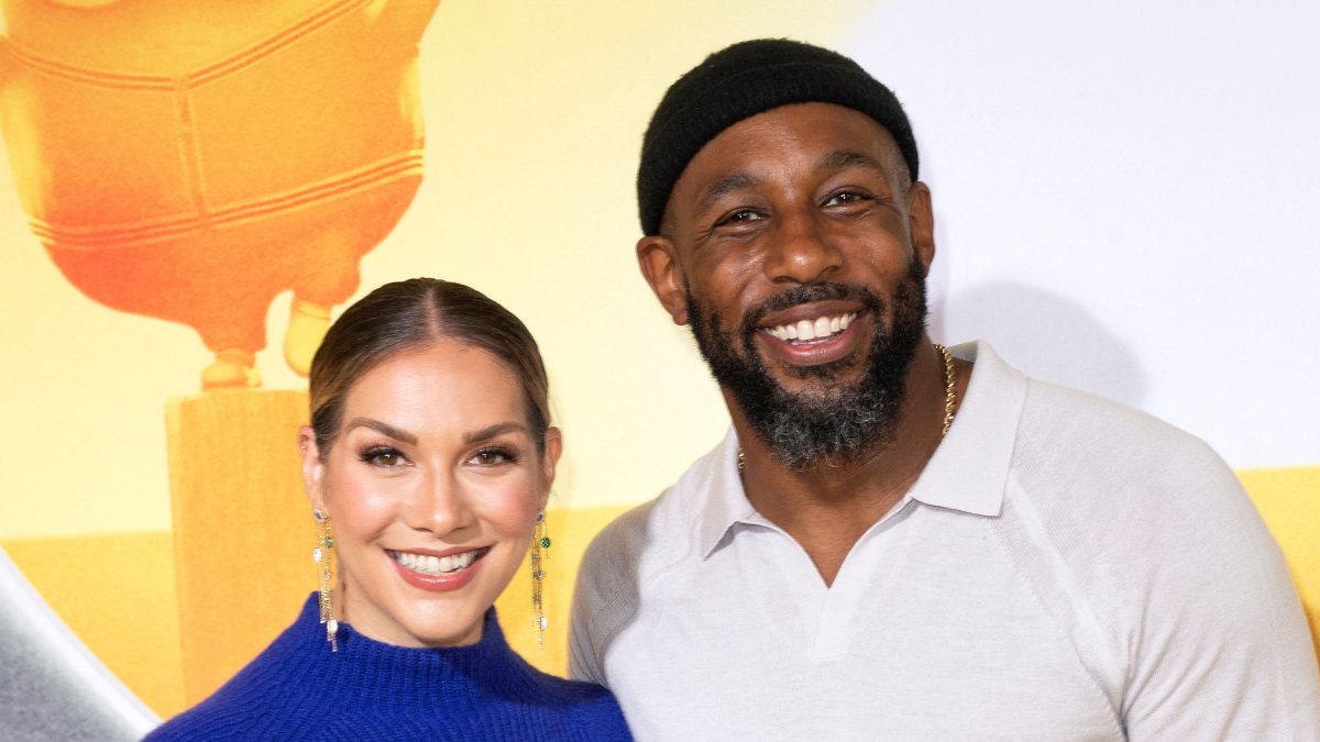 How Allison Holker discovered Stephen 'tWitch' Boss' drug addiction How Allison Holker discovered Stephen 'tWitch' Boss' drug addiction