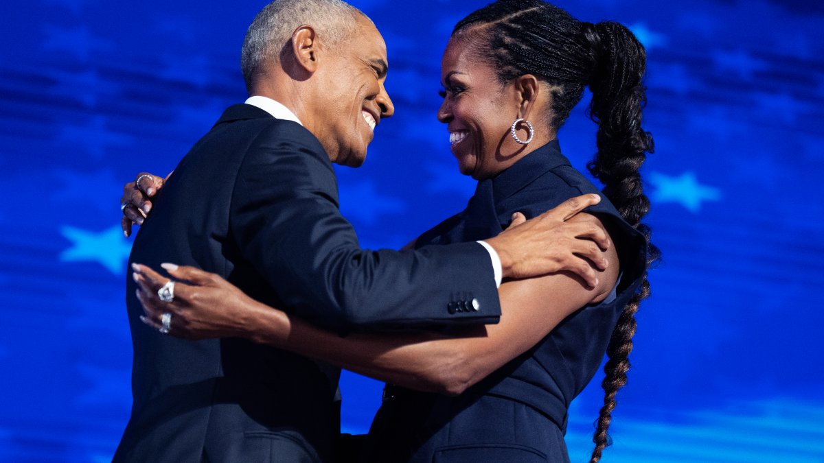 Barack Obama celebrates Michelle Obama's birthday ahead of her absence at Donald Trump inauguration