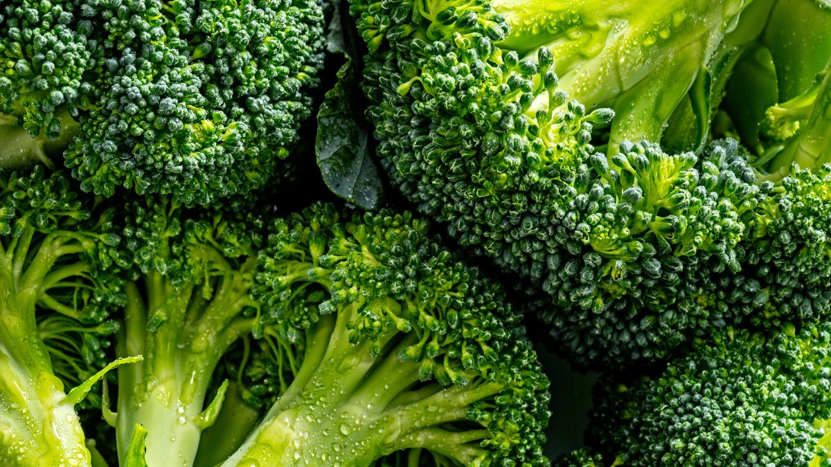 Broccoli sold at Walmart recalled in 20 states — what to know – NBC 6 ...
