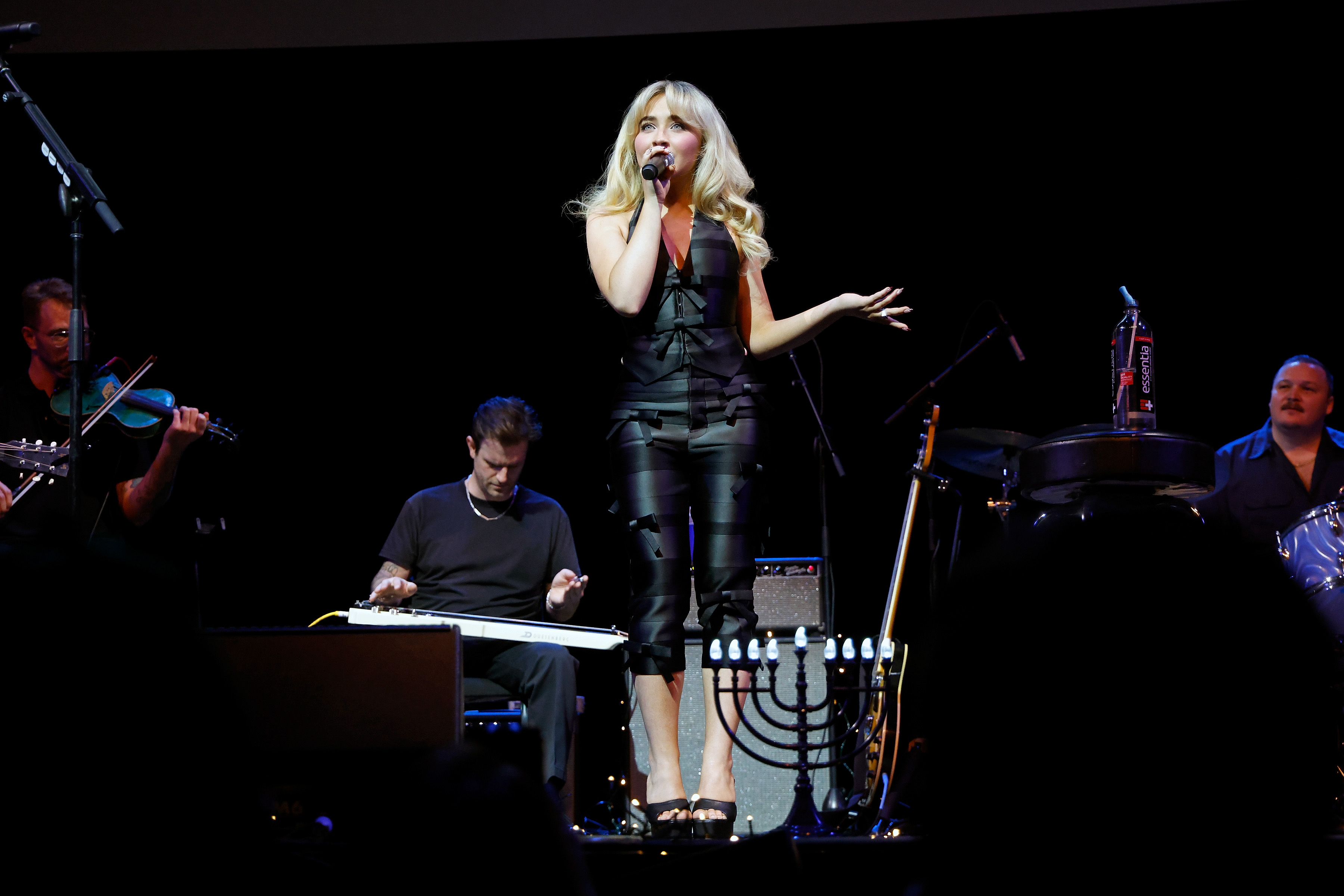 Sabrina Carpenter, Billie Eilish and Charli xcx are performing at the Grammys. Here's what to know 