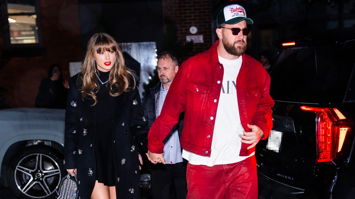 Travis Kelce reveals Taylor Swift's thoughts on if he should retire from the NFL Travis Kelce reveals Taylor Swift's thoughts on if he should retire from the NFL