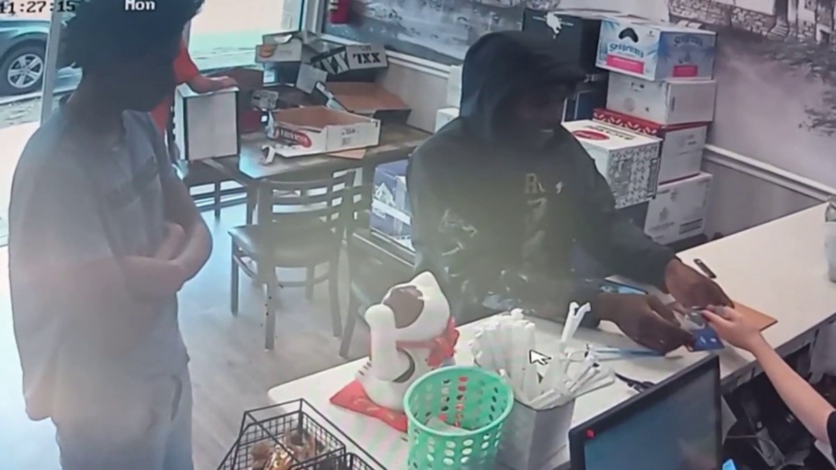 Video shows thieves using stolen credit cards in North Lauderdale: BSO ...