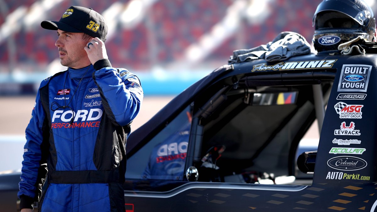 Frankie Muniz begins life as a full-time NASCAR driver: 'You have to give it your all'