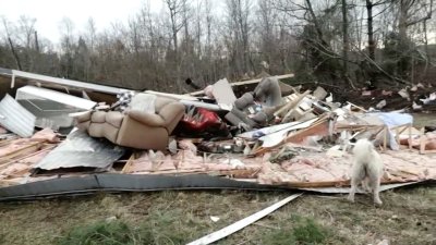 At least 2 dead and 3 injured after possible tornado struck eastern Tennessee