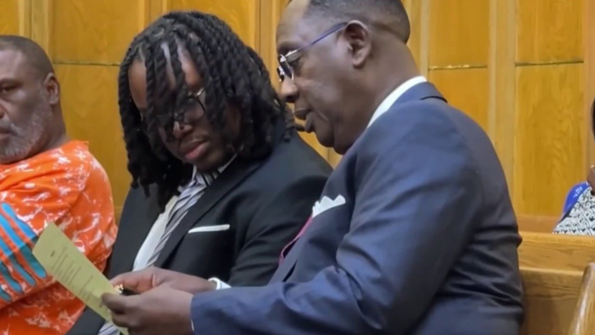 ExMiamiDade middle school teacher is now a convicted felon, avoids