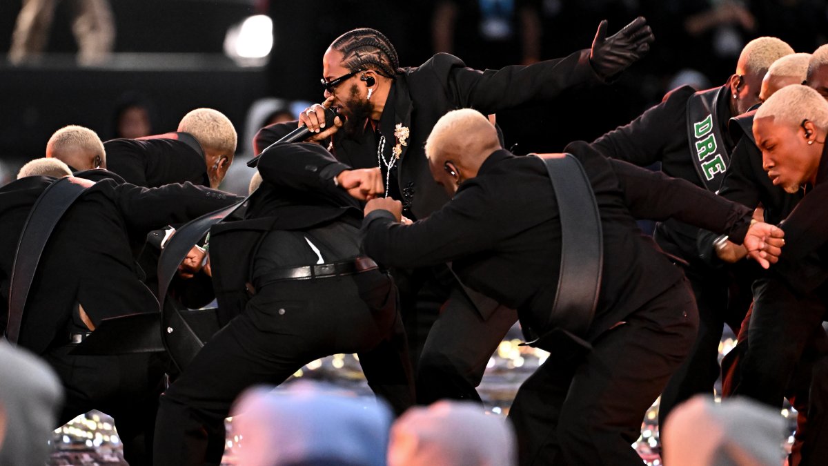 Kendrick Lamar vows to keep passion for storytelling at Super Bowl halftime show Kendrick Lamar vows to keep passion for storytelling at Super Bowl halftime show