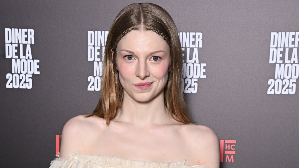 ‘Euphoria' star Hunter Schafer says she was issued a male passport ‘Euphoria' star Hunter Schafer says she was issued a male passport