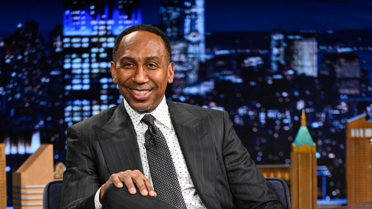 Stephen A. Smith agrees to new ESPN contract worth 0 million, source says Stephen A. Smith agrees to new ESPN contract worth 0 million, source says