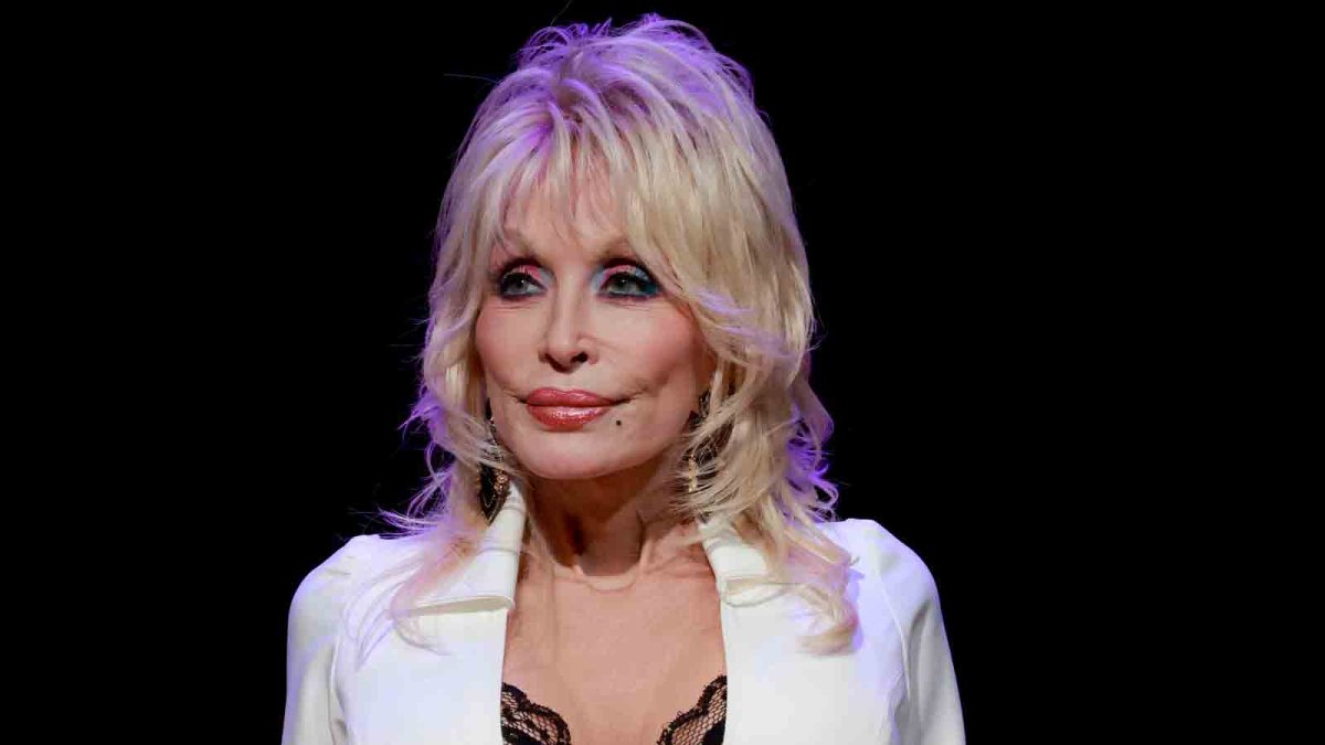 Dolly Parton posts emotional message after death of her husband: ‘I will always love you'