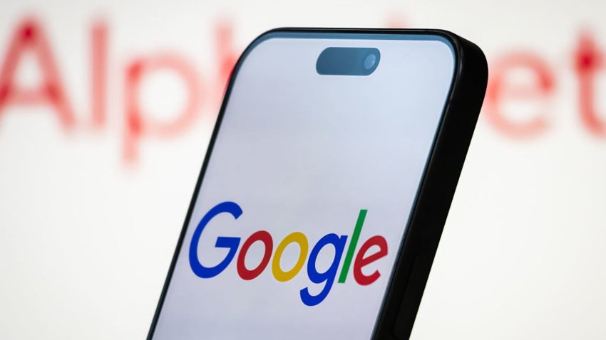 [CNBC] CNBC Daily Open: Markets rise as tech boost offsets trade worries — for now