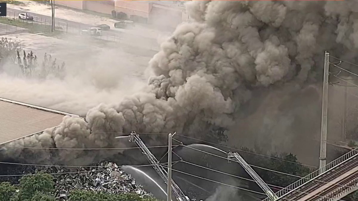 Massive fire breaks out at scrap metal yard in NW Miami-Dade – NBC 6 ...