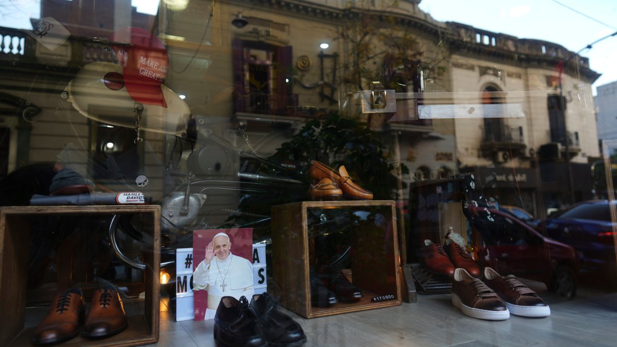 Pope Francis' ordinary shoes bring pride to his Argentine neighborhood
