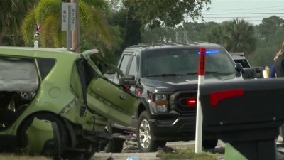 Miami linebacker Adarius Hayes among the injured in 2-car crash that killed 2 children, police say