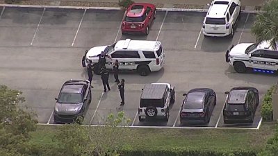 Armed suspect taken into custody at Pembroke Pines gas station