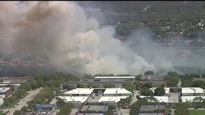 Crews responding to large grass fire in southwest Miami-Dade